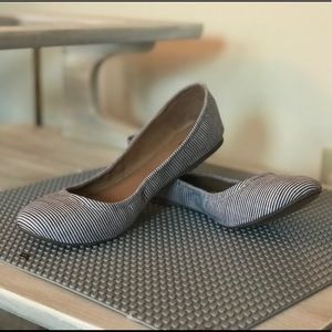 Mossimo Navy Striped Flats